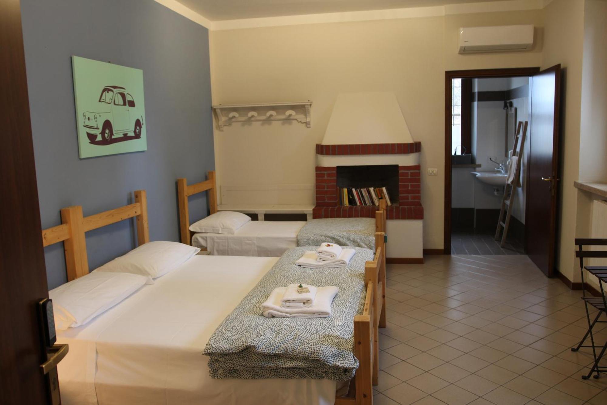 Cascina La Goliarda Hostel Curtatone Exterior photo